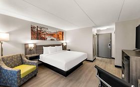 Clarion Pointe Rhinelander Downtown